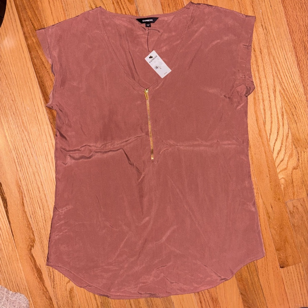 Women's Mauve Top with Zipper Detail